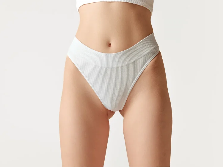 Depilaci&oacute;n l&aacute;ser LABIOS MUJER