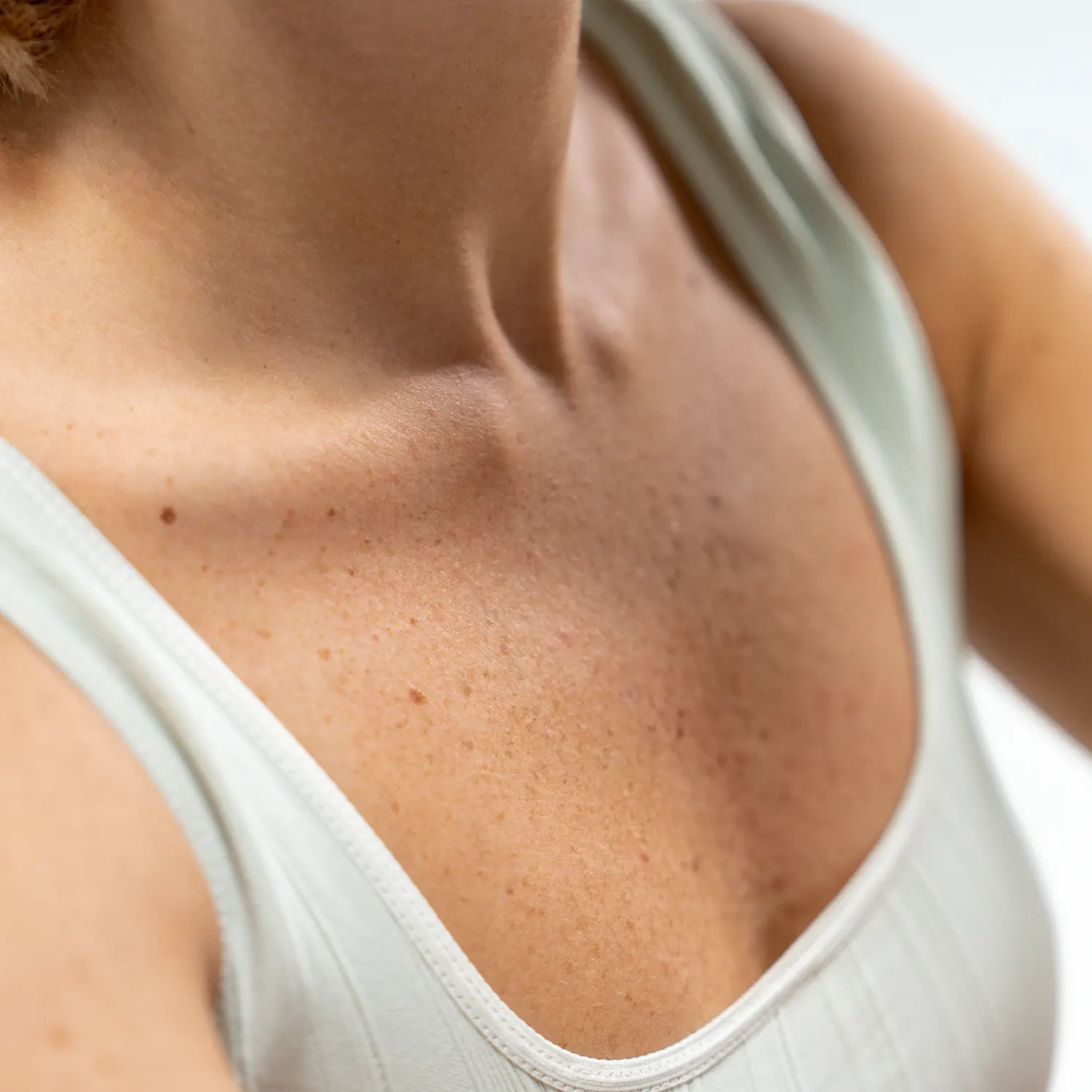 Exion CUELLO + ESCOTE