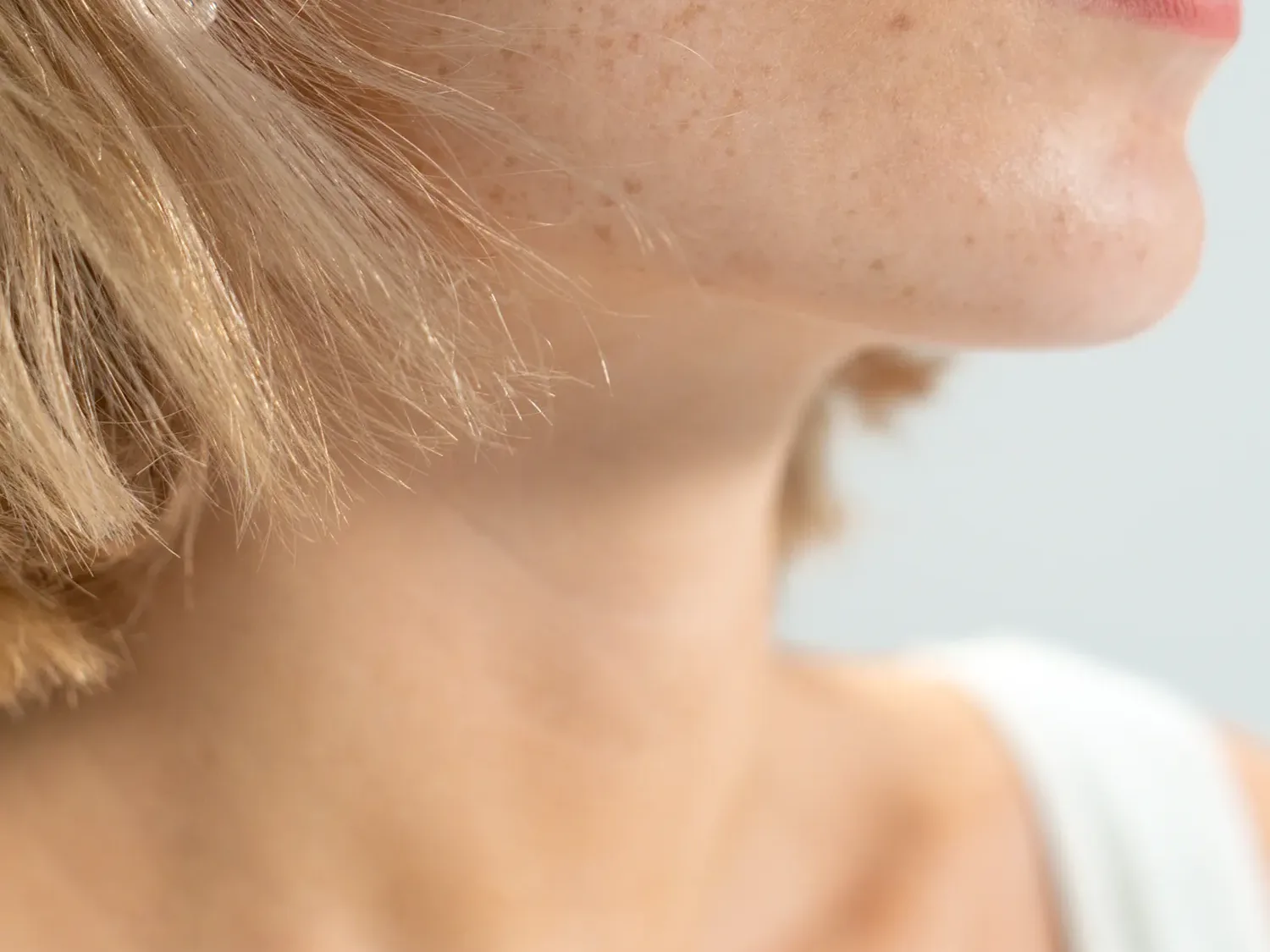 Exion CUELLO + ESCOTE